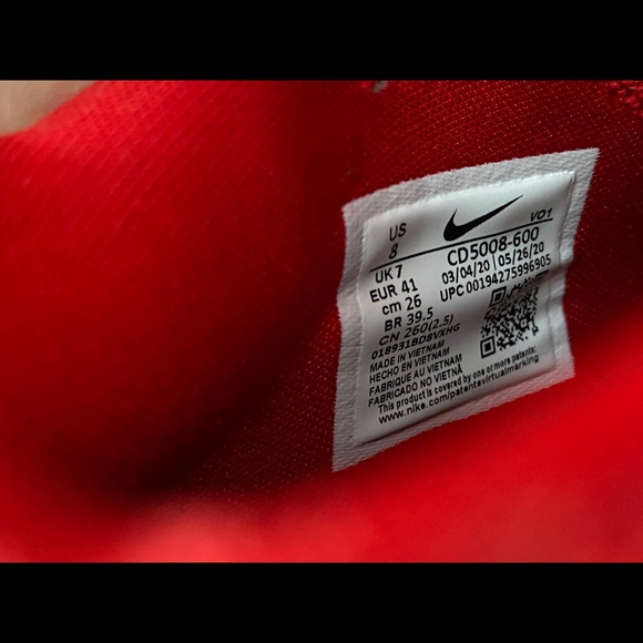 Nike LeBron 17 Low Sneakers - Unisex - Picture 9 of 9